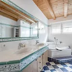 Apartment Appartmenthaus Dekupi´s Sölden